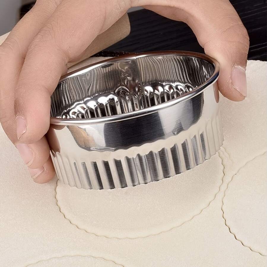 12-Piece Set Of Cookie Molds, Stainless Steel Round Baking Rings, For Cutting Pastries, Cookies And Dough, Mousse Cake Doughnuts, Various Sizes Of Round Cookie Cutters, Small Cake Cutters, Dough Cutters