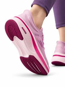 Skechers Sepatu lari slip-on GO RUN wanita tanpa tali, bagian atas berbahan jala yang bernapas, dan bantalan untuk bepergian. - Berwarna merah muda - View 4