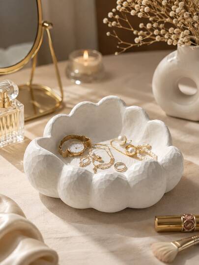 1pc White Cloud-Shaped Jewelry Tray, Elegant Trinket Dish Organizer For Rings, Earrings, Necklaces, Bracelets & Watches, Aesthetic Vanity Dresser Nightstand Storage, Bedroom Bathroom Home Decor, Gift For Women, Key Storage & Small Accessory Holder