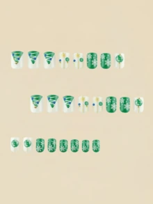 24 Pieces Green Christmas Tree Snowflake Diamond-Studded Holiday Nail Art - Short Square Style Wearable Nail Art - Green - View 2