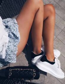 High-End White Platform McQueen Sneakers For Men And Women, Unisex Casual Style For Couples - Black Velvet B - View 2