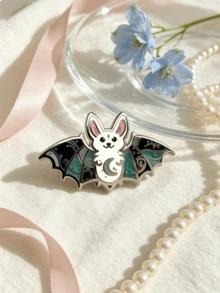 1pc Halloween Party Cartoon Animal Vintage Zinc Alloy Women's Brooch, Cute Bat Brooch For All Seasons, Fun Accessory For Bags, Suits, Daily Wear - Multicolor - View 1
