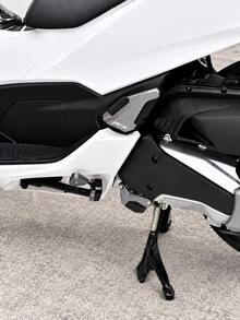 Motorcycle Rear Passenger Foot Pegs PCX160 PCX125, 1 Pair Enlarged & Widened CNC Aluminum Alloy Rear Foot Pegs With Anti-Slip Rubber Pads, Passenger Footrest Pads, Scooter Motorcycle Modification Replacement Parts - A - View 5