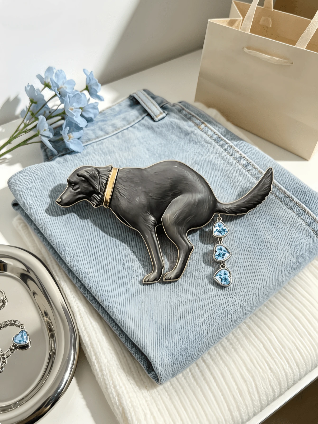 1pc Vintage Zinc Alloy Women's Brooch, Funny Dog Pooping Heart Rhinestone Pin, All-Season Personalized Design - Multicolor - View 1