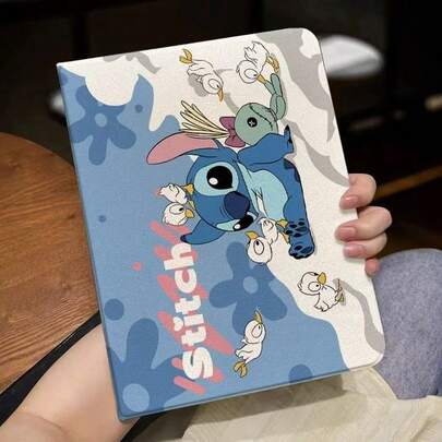 Disney قطعة واحدة بطانية حماية كتابي لطيف كرتوني ستيتش لجهاز آيباد 11 2025/10.9/إير4/5/6/7 2025/10.2/برو 11/الجيل العاشر/9.7/10.5 مع وظيفة النوم والاستيقاظ