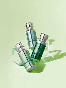Esencia Facial Renovadora con Retinol VT COSMETICS Cica Reti-A Essence 0.7 30ml - Tratamiento Concentrado Coreano con Complejo Reti-A, Bakuchiol, Centella Asiática y Péptidos para Poros Dilatados, Textura y Arrugas K-Beauty - Centella asiática - Ver 2