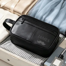 Tas Perlengkapan Mandi Pria yang Dipersonalisasi, Tas Perlengkapan Mandi dengan Nama Kustom, Tas Cuci Perjalanan, Tas Kosmetik, Hadiah untuk Pengantin Pria, Hadiah Hari Ayah, Hadiah Ulang Tahun - MultiWarna - View 4