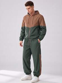 1 Set Men's Spring/Autumn Colorblock Hooded Sports Outfit, Loose Casual Sports Jacket And Pants 2-Piece Set - Green - View 1
