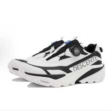 Descente Men Sneakers - Black and White - View 2