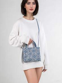Tas Selempang Wanita Bentuk Persegi Kecil Baru dengan Tekstur Leci, Warna Biru Muda - Biru - View 2