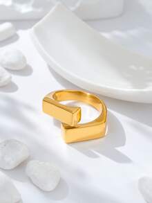 Open Ring Gold Tone Geometric Wide Band Intertwined Open Design Asymmetrical Chunky Style Women's Ring Suitable For Daily Commute Dating Gathering Party And Holiday Gift Accessory - Gold - View 3