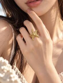 Gold Starfish Open Ring For Women, Summer Beach Vacation Style Fashion Personalized Ring, Versatile Luxury Jewelry Accessory, Gift - Gold - View 4