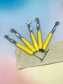 Sewing Marking Wheel, Serrated Metal Head With Yellow Handle, Suitable For Garment Pattern Making, Quilting Positioning, Leather Marking And Various Sewing Pattern Making Scenarios - Caster Wheel - View 5