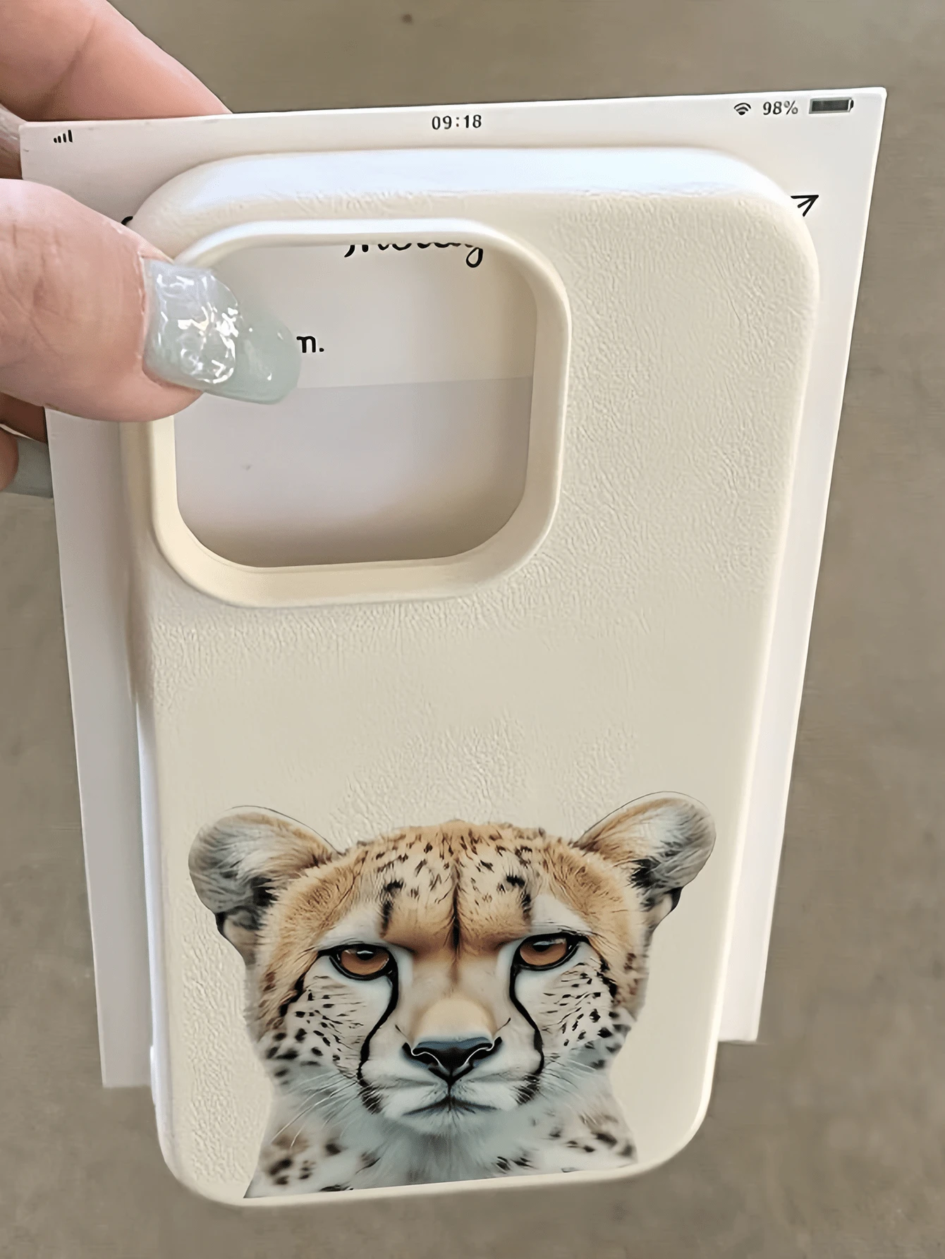 1件 白色豹仔個性化 TPU 防震全包覆手機殼，適用於 Apple 18 17 16 15 14 13 12 11 Pro Max Air 及系列 - 彩色 - 查看 1