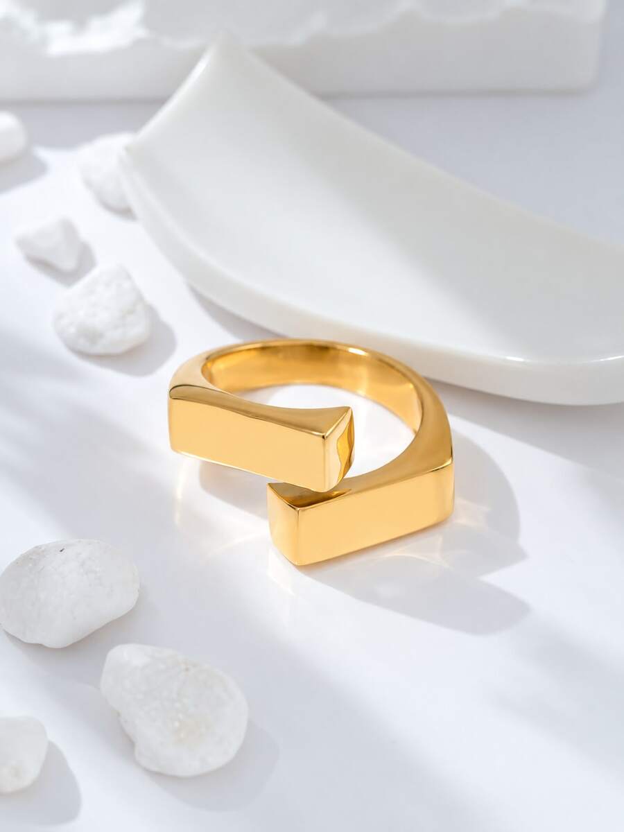 Open Ring Gold Tone Geometric Wide Band Intertwined Open Design Asymmetrical Chunky Style Women's Ring Suitable For Daily Commute Dating Gathering Party And Holiday Gift Accessory - Gold - View 1