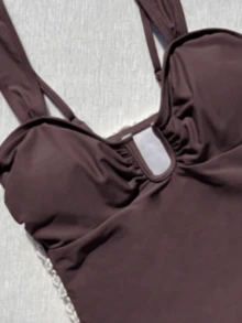 1 pieza Traje de baño de una sola pieza para mujer con forro, diseño de tirantes anchos minimalista y elegante, tonos de color retro que irradian un encanto maduro para vacaciones, playa y verano - Café integral - Ver 6