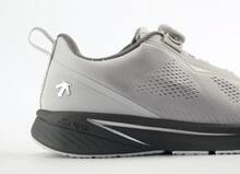 Descente Men Sneakers - Grey - View 3