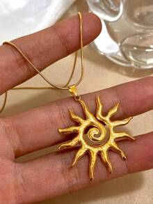 1pc Fashion Vintage Swirl Sun Necklace, Retro Style Jewelry Gift, Suitable For Women's Daily Wear - Yellow Gold - View 6