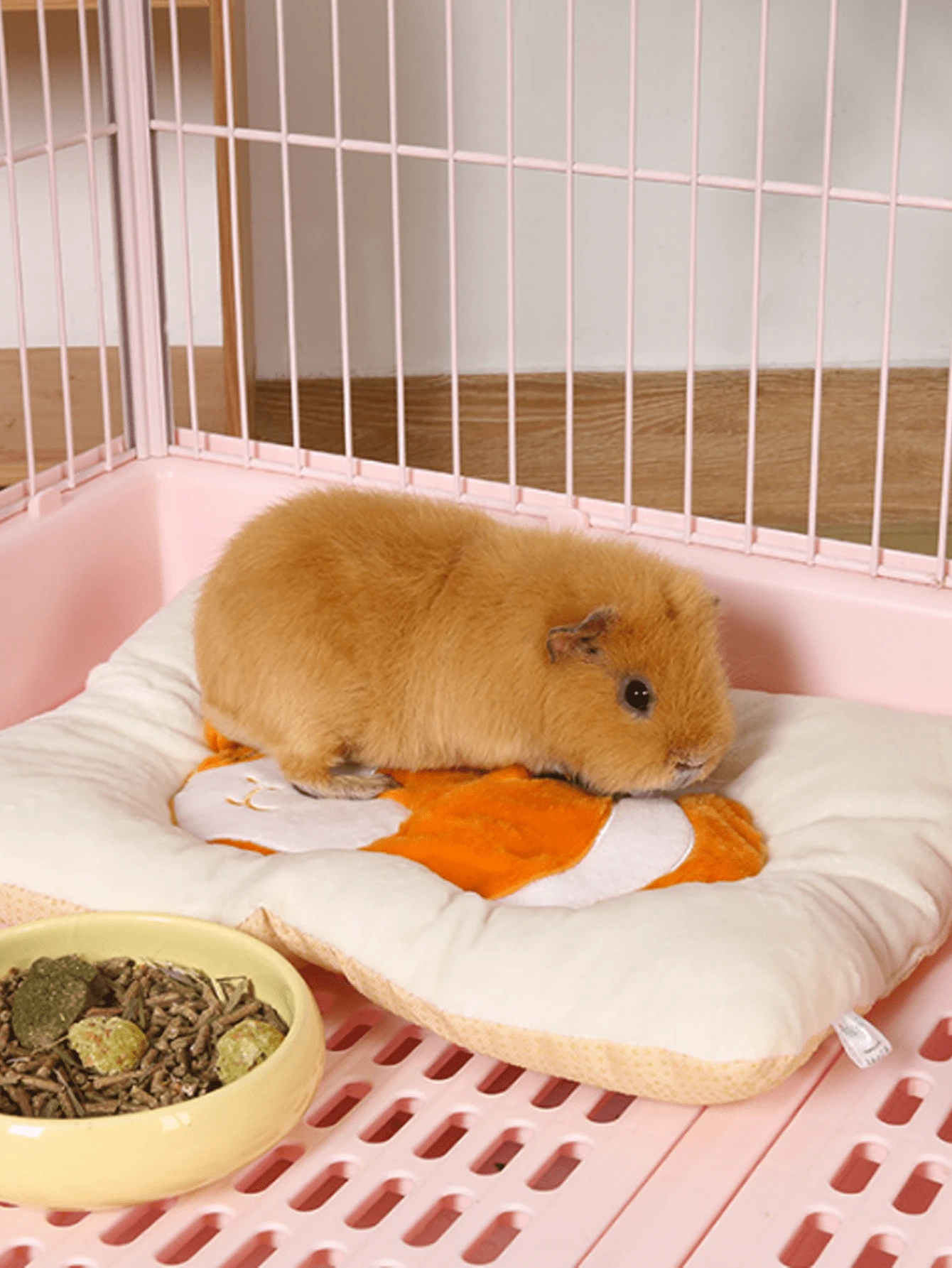 1pc Soft Plush Pet Blanket Bed, Suitable For Guinea Pigs, Rabbits, Hamsters, Rats, Warm Comfortable Sleep Insulation Pad, Cute Cartoon Pattern, Orange White/Brown, Small Animal Cage Accessory, Easy To Clean