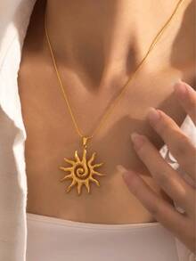1pc Fashion Vintage Swirl Sun Necklace, Retro Style Jewelry Gift, Suitable For Women's Daily Wear - Yellow Gold - View 2