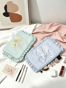 Sweet Ruffled Seersucker Makeup Bag, Lace Bow Decor Zipper Makeup Pouch, Portable Hand Clutch, Lightweight Travel Wash Storage Bag, Durable Fabric With Zipper Closure,Multi-Purpose Stationery Storage Pouch For Girls - Multicolor - View 1