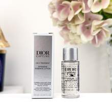 [Ukuran Travel - 10ml] Christian Dior Revitalizing Energy Essence 10ml Toner Pelembap Anti-Kerut dan Pencerah - Ukuran Perjalanan - 10ml - View 1