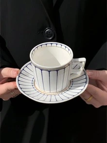 1 Set Hand-Painted Gold Line Geometric Ceramic Cup & Saucer Set, French Elegant High-End Coffee Cup & Saucer Set, European Afternoon Tea Dessert Cup & Saucer Set, Suitable For Restaurant, Living Room, Cafe - White - View 11