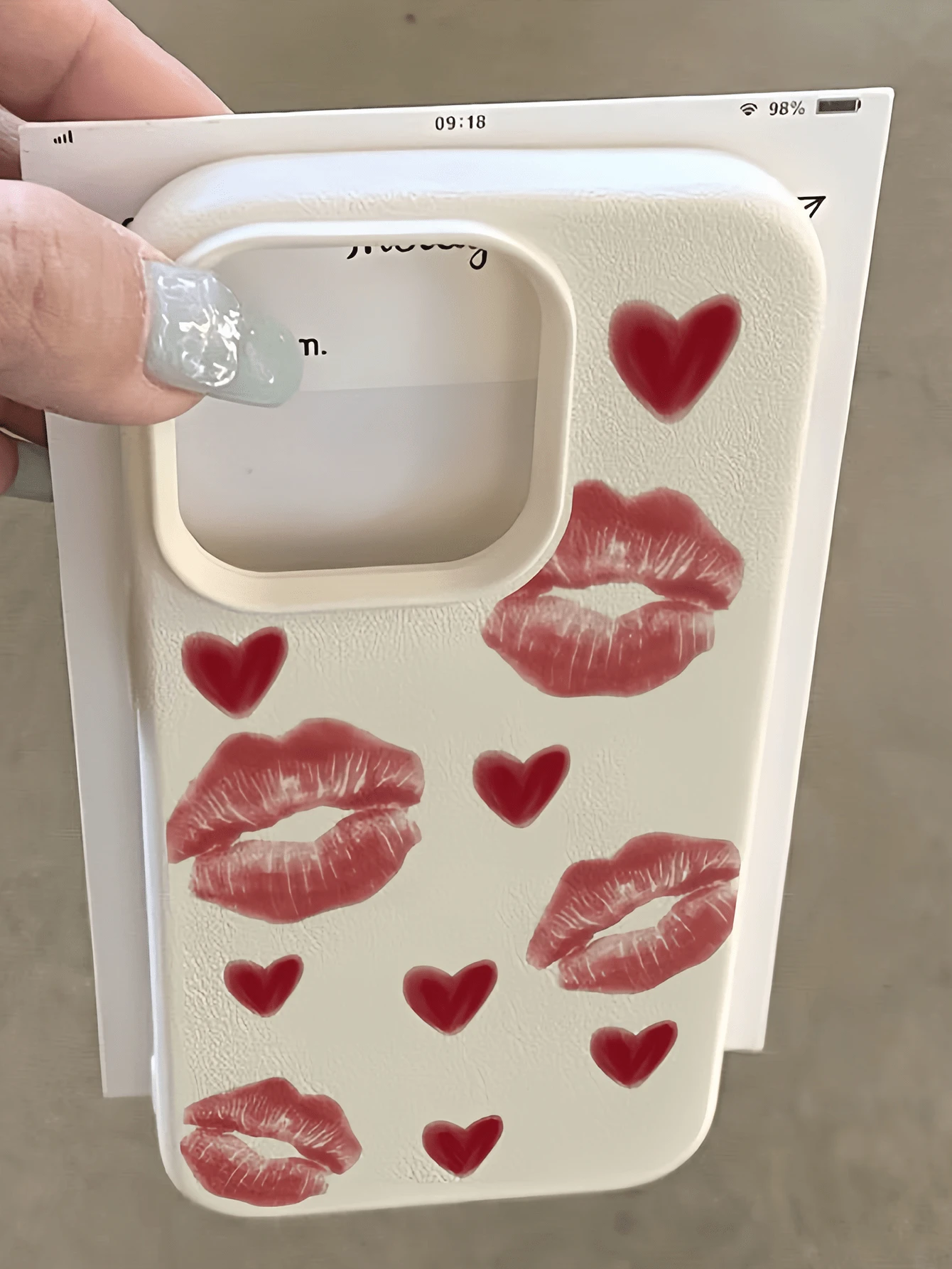 1件 白色愛心紅唇印花個性化 TPU 防震全包覆手機殼,適用於 Apple 18 17 16 15 14 13 12 11 Pro Max Air 及系列 - 彩色 - 查看 1