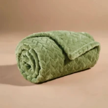 1pc Warm & Soft Flannel Pet Blanket, Suitable For Cats & Dogs, Washable Fluffy Comforting Throw Blanket, High Density 280gsm Solid Pineapple Pattern Pet Mat - 46*70 - View 10