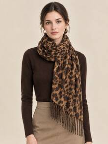 Khăn choàng nữ phong cách vintage họa tiết da báo giả cashmere, tua rua, phụ kiện giữ ấm cho mùa thu đông và Halloween - Nhiều màu - Xem 1