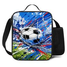 Tas Bekal Makan Siang Berinsulasi Motif Sepak Bola 2D, Tali Selempang yang Dapat Diatur, Kantong Jala Samping, Tempat Botol Minum, Kotak Bekal Portabel, Lapisan Dalam Kapasitas Besar, Isolasi Dingin dan Panas, Gaya Penggemar Olahraga, Cocok untuk Perjalanan, Piknik, Tas Penyimpanan Makanan Luar Ruangan, Tersedia Berbagai Warna - Bekal makan siang - View 1