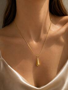 VceTd 2PCS French Gentle Style Stainless Steel Women's Necklace Set With Water Drop Pendant And White Round Bead Necklace, Suitable For Daily Layering Or Wearing At Dates And Gatherings - Yellow Gold - View 4