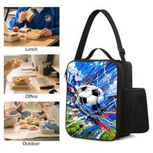 Tas Bekal Makan Siang Berinsulasi Motif Sepak Bola 2D, Tali Selempang yang Dapat Diatur, Kantong Jala Samping, Tempat Botol Minum, Kotak Bekal Portabel, Lapisan Dalam Kapasitas Besar, Isolasi Dingin dan Panas, Gaya Penggemar Olahraga, Cocok untuk Perjalanan, Piknik, Tas Penyimpanan Makanan Luar Ruangan, Tersedia Berbagai Warna - Bekal makan siang - View 2