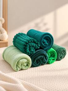 1pc Soft Texture Pet Blanket, Suitable For Dogs And Cats, Lightweight And Comfortable, Perfect For Pet Beds - 95*65cm - View 8