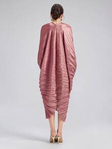 Rich Radi Q's Gaun Kaftan Premium Wanita Panjang Sedang, Leher Bulat Lengan Panjang Tenun Bertekstur, Pilihan Busana Elegan dan Pernyataan Mode - Berwarna merah muda - View 4