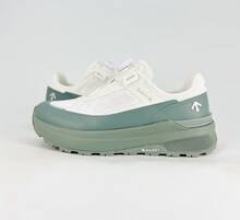 Descente Men Sneakers - White - View 1