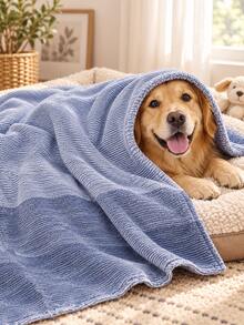 1pc Soft Texture Pet Blanket, Suitable For Dogs And Cats, Lightweight And Comfortable, Perfect For Pet Beds - 95*65cm - View 3