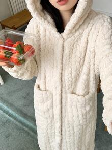 Women's Thick Plush Hooded Bathrobe, Soft Warm Fleece Long Robe, Front Button Design, Large Pockets, Loose Comfortable Loungewear, Suitable For Home, Sleep, SPA And After Bath, Autumn/Winter Style, Christmas And Mother's Day Gift - Multicolor - View 14