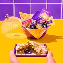 MGA Entertainment MGA's Miniverse Make It Mini Taco Bell® Collectible Mystery Craft Kit With UV Resin And Display Capsule - Multicolor - View 8