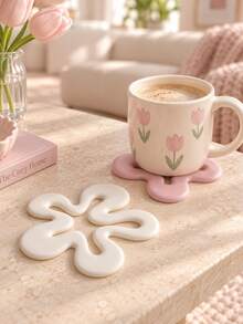 1Pc Silicone Irregular Wavy Flower Coaster Set, Heat Resistant Non-Slip Reusable Drink Mat, Modern Aesthetic Coffee Tea Mug Pad, Minimalist Fall Home Kitchen Dining Table Decor, Holiday Gift For Christmas Thanksgiving & Daily Use. Room Decor - Multicolor - View 8