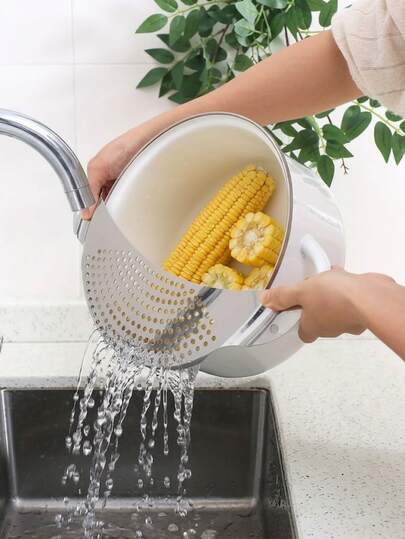 1 pieza Colador de acero inoxidable, colador con forma de media luna con mango empotrado, tamiz de mano para escurrir fideos, maíz, verduras, grasa de carne, cesta de colador de cocina que ahorra espacio, adecuado para el hogar, apartamento de alquiler y talla grande