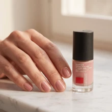 La Roche-Posay Nail Polish - Apricot - View 4
