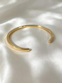 Charm-In Women's Simple Open Gold Bangle, 18K Gold Plated Copper, Polished Plain Cuff Bracelet, Versatile Casual & Party Jewelry Gift - Gold - View 1