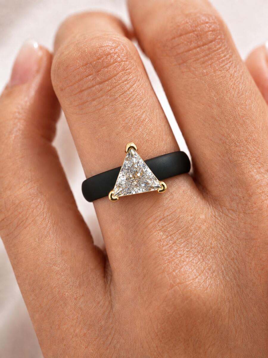 1pc Triangle CZ Silicone Ring, Non-Fading Waterproof Anti-Allergic Unisex Wear Suitable For Daily Wear, Wedding, Couples, Friends, Besties, Family, Valentine's Day Gift, Anniversary Gift