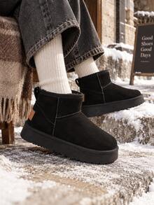 RENBEN 1 Pair Women's Autumn/Winter Comfortable Winter Style Patchwork Upper Slip-On Design Thick Collar Snow Boots Outdoor Activity Winter Boots - Black - View 4