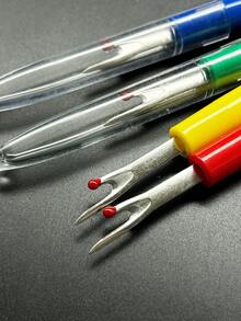 [4pcs]Colorful Medium Seam Ripper, With Metal Blade, Red, Yellow, Blue, Green 4 Colors Assorted, Suitable For Removing Incorrect Stitches, Opening Buttonholes, Adjusting Clothing Patterns And Other Sewing Operations - Medium Seam Ripper - View 1