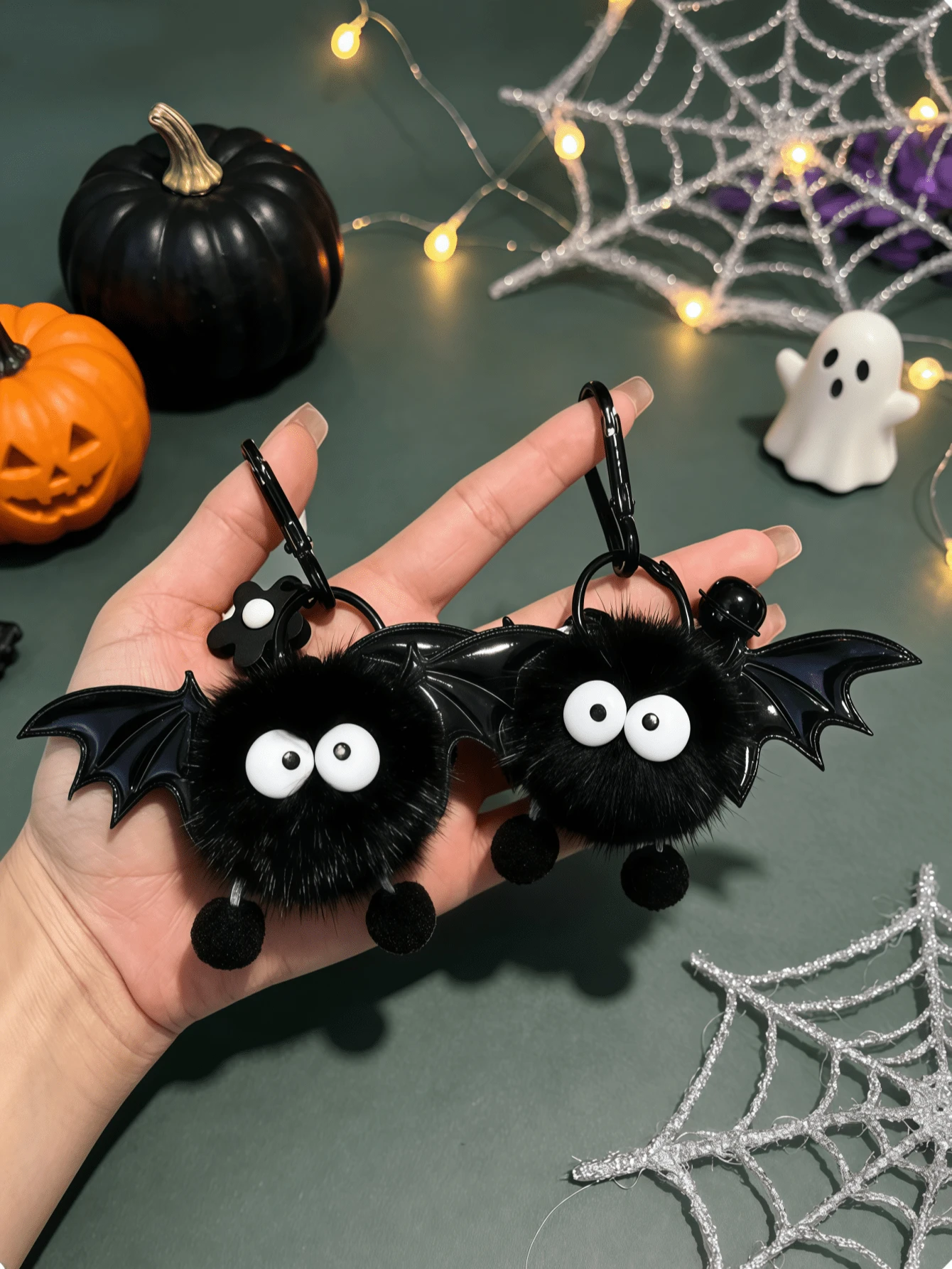 1pc Halloween Funny Plush Bat Monster Pendant Keychain Bag Charm Creative Party Gift - Multicolor - View 1