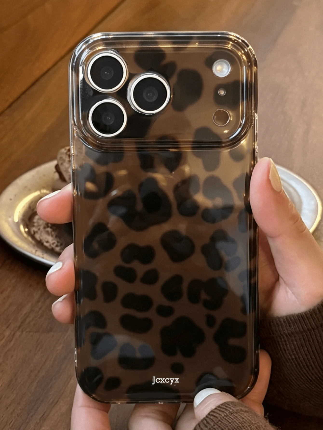 Vintage Art Grayish Brown Leopard Print Glossy Hard Phone Case Compatible With IPhone 18 Pro Max 18 Pro 17 Pro Max 17 Pro 16 Pro 16 Pro Max 15 Pro Max 15 Pro 14 Pro Max 14 Pro 15 17 16 Autumn And Winter Tortoise Shell Design Lens Camera Protective Phone Cases - Brown - View 1