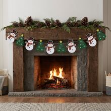 Christmas Banner With Snowman And Christmas Tree Patterns, Festive Hanging Garland For Xmas Party Indoor Scene Decoration,Holiday Atmosphere Props,Party Props, Party Favors,Christmas Decorations,Birthday Decor,Felt,2D - A - View 6