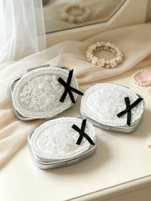 The White Lace Three-Dimensional Flower Bow Portable Storage Box Can Be Used As A Portable Medicine Box, Jewelry Storage Box, And Portable Makeup Mirror Box. It Is The Perfect Choice For Valentine's Day, Birthdays, And Holiday Gifts - Multicolor - View 3